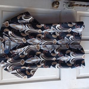 Dressdarn Black and Gold Floral Design Blouse size 3X